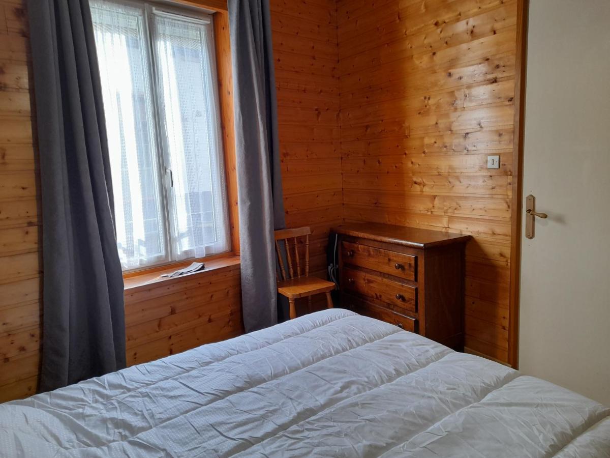 Agreable Appartement De 48 M² En Rdc Ла Бурбул Екстериор снимка