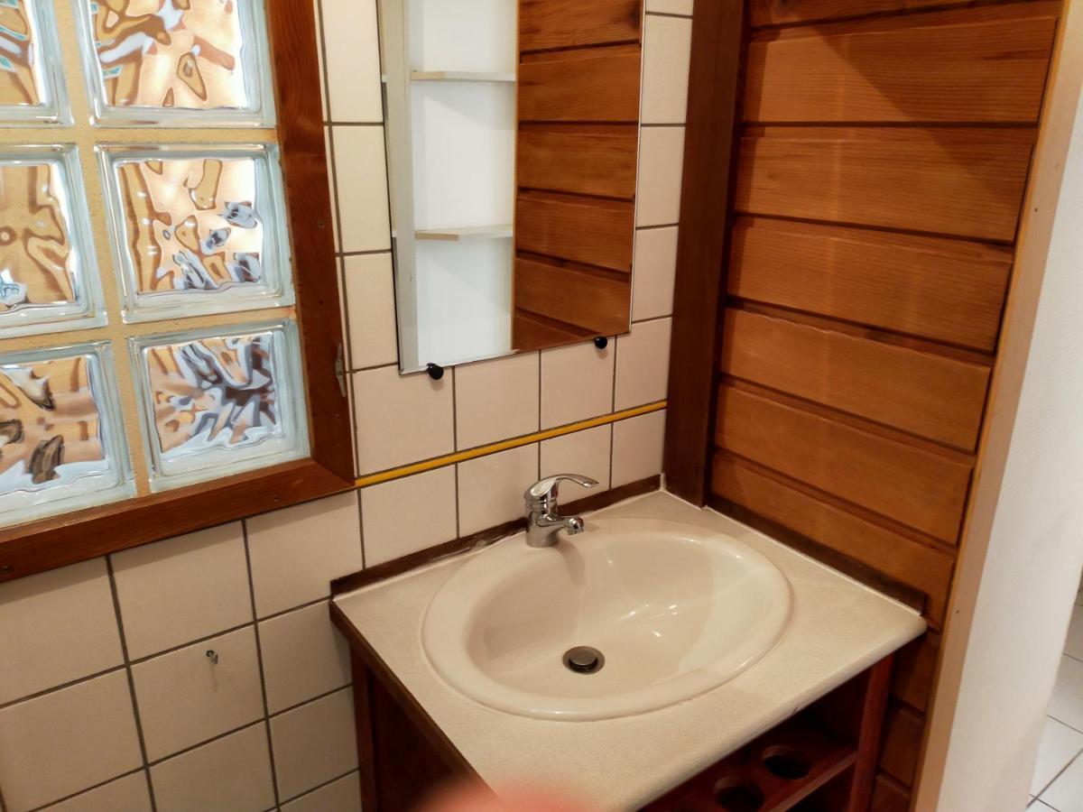 Agreable Appartement De 48 M² En Rdc Ла Бурбул Екстериор снимка